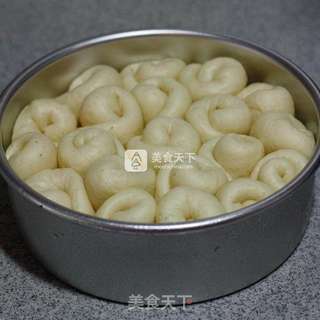 卷起来更精彩-----奶香面包卷的做法步骤:8
