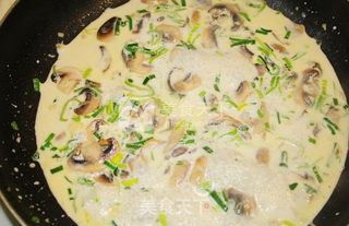 优康T骨牛排——蘑菇龙蒿奶油味的做法步骤:4