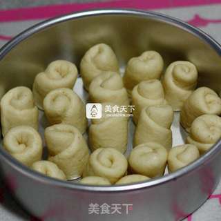 卷起来更精彩-----奶香面包卷的做法步骤:7