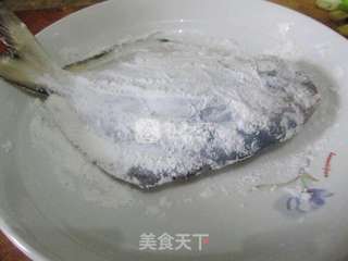 红烧鲳鱼的做法步骤:5