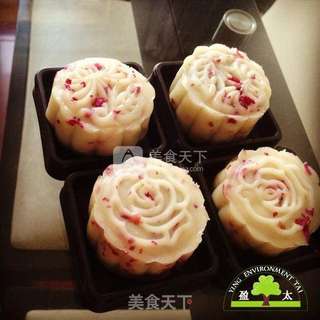 简单易做的冰皮月饼的做法步骤:16