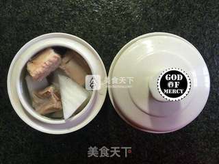 养颜瘦身的白萝卜排骨汤的做法步骤:8