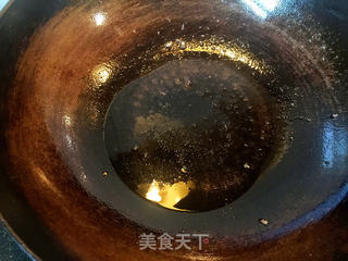 青红辣椒炒鸡丁的做法步骤:8