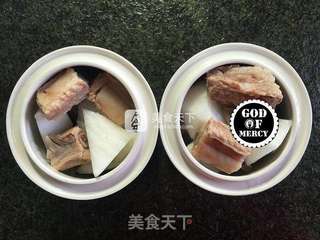 养颜瘦身的白萝卜排骨汤的做法步骤:6