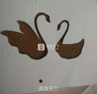 天鹅戚风蛋糕的做法步骤:19
