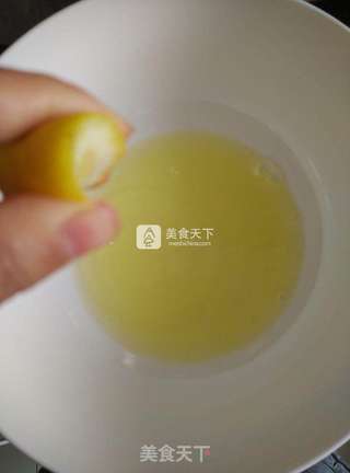 天鹅戚风蛋糕的做法步骤:7