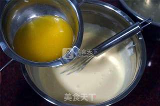 小黄人造型芝士蛋糕的做法步骤:6