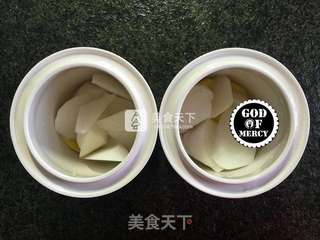 养颜瘦身的白萝卜排骨汤的做法步骤:5