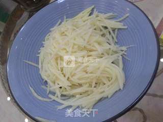 百吃不腻竹笋饺子的做法步骤:2