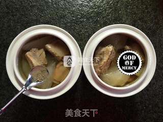 养颜瘦身的白萝卜排骨汤的做法步骤:13