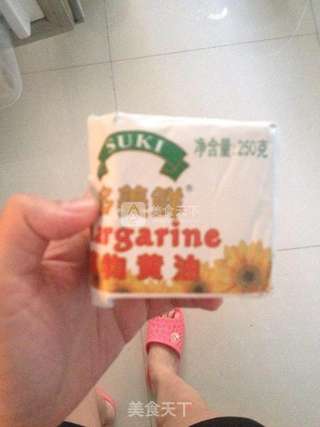 8寸酸奶慕斯蛋糕的做法步骤:2