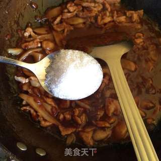 嫩姜炒肉的做法步骤:7