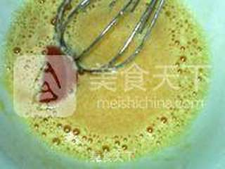 西红柿戚风蛋糕的做法步骤:5