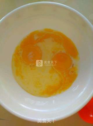 蔓越莓戚风蛋糕的做法步骤:2