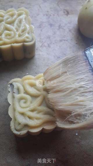 广式月饼的做法步骤:6