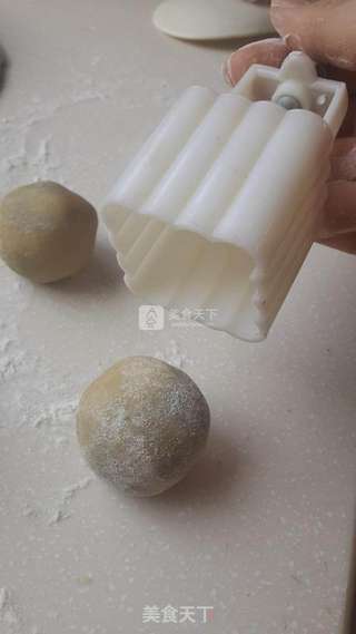 广式月饼的做法步骤:4