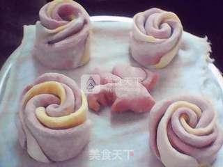 双色玫瑰馒头的做法步骤：6