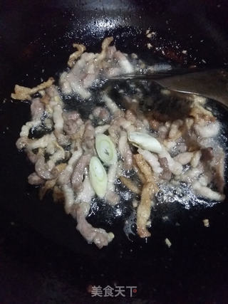 肉炒疙瘩豆的做法步骤:8