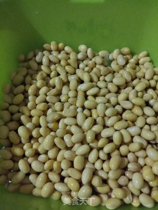 肉炒疙瘩豆的做法步骤:2