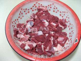 牛腩烧土豆的做法步骤:2