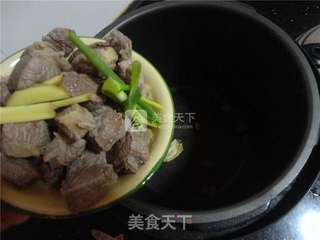 番茄牛腩的做法步骤:3