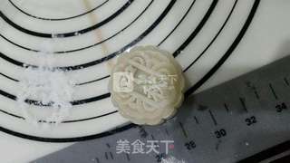 冰皮月饼的做法步骤:11