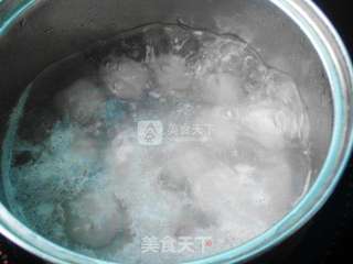 小白菜肉丸汤的做法步骤:6