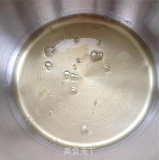 樱花戚风蛋糕卷的做法步骤:5