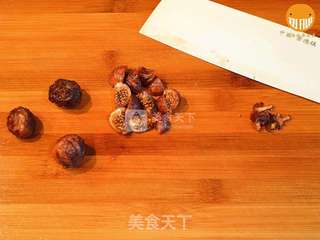番茄红酒无花果果酱的做法步骤:2