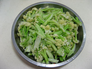 砂锅菜花的做法步骤:4