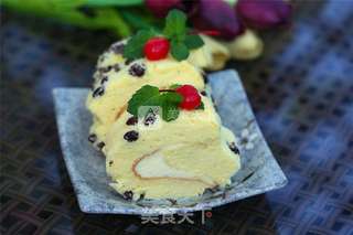 蜜红豆戚风蛋糕卷的做法步骤:15