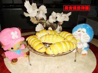 毛毛虫苹果酱面包的做法步骤:10