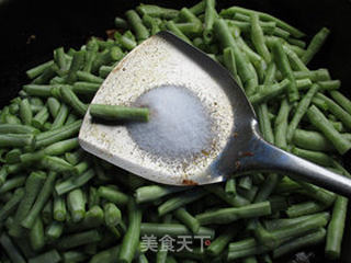 豇豆角蒸卤面的做法步骤:9