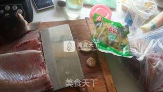 豪华酸菜鱼的做法步骤:3