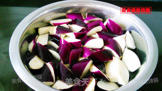 肉末茄子的做法步骤:2