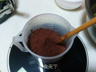 可可海绵蛋糕的做法步骤:2