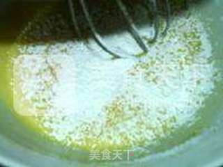 酸奶蔓越莓戚风蛋糕的做法步骤:7