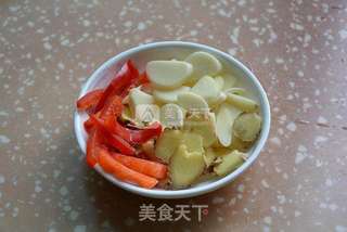 宫保鸡丁的做法步骤:2