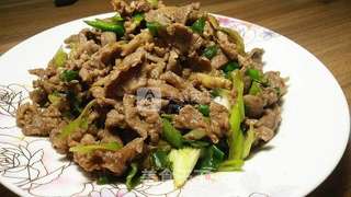 葱爆羊肉的做法步骤:7