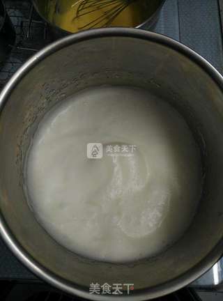 戚风蛋糕一号,初次挑战~的做法步骤:8