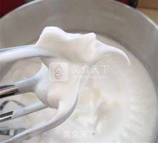 酸奶双色戚风蛋糕的做法步骤:11