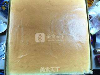 超级Q不会开裂的~芒果蛋糕卷的做法步骤:14
