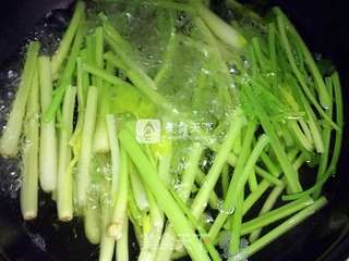【芹菜猪肉馅儿~】的做法步骤:5