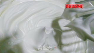 奶香戚风蛋糕的做法步骤:3