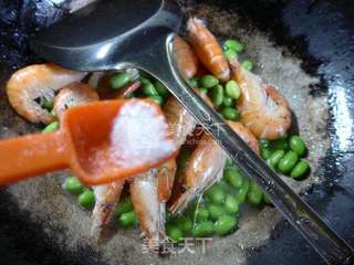 毛豆炒大头虾的做法步骤:12