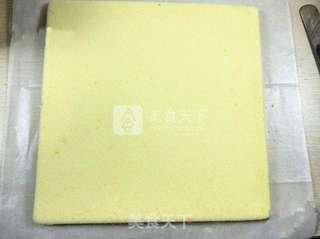 超级Q不会开裂的~芒果蛋糕卷的做法步骤:18