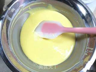 超级Q不会开裂的~芒果蛋糕卷的做法步骤:5