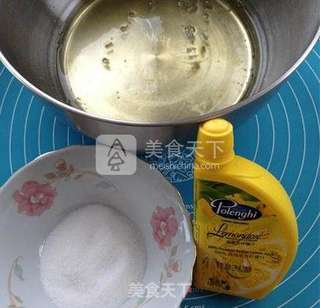 酸奶双色戚风蛋糕的做法步骤:7