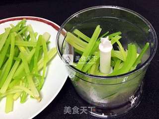 【芹菜猪肉馅儿~】的做法步骤:6
