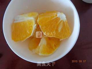 蜂蜜橙汁的做法步骤:2